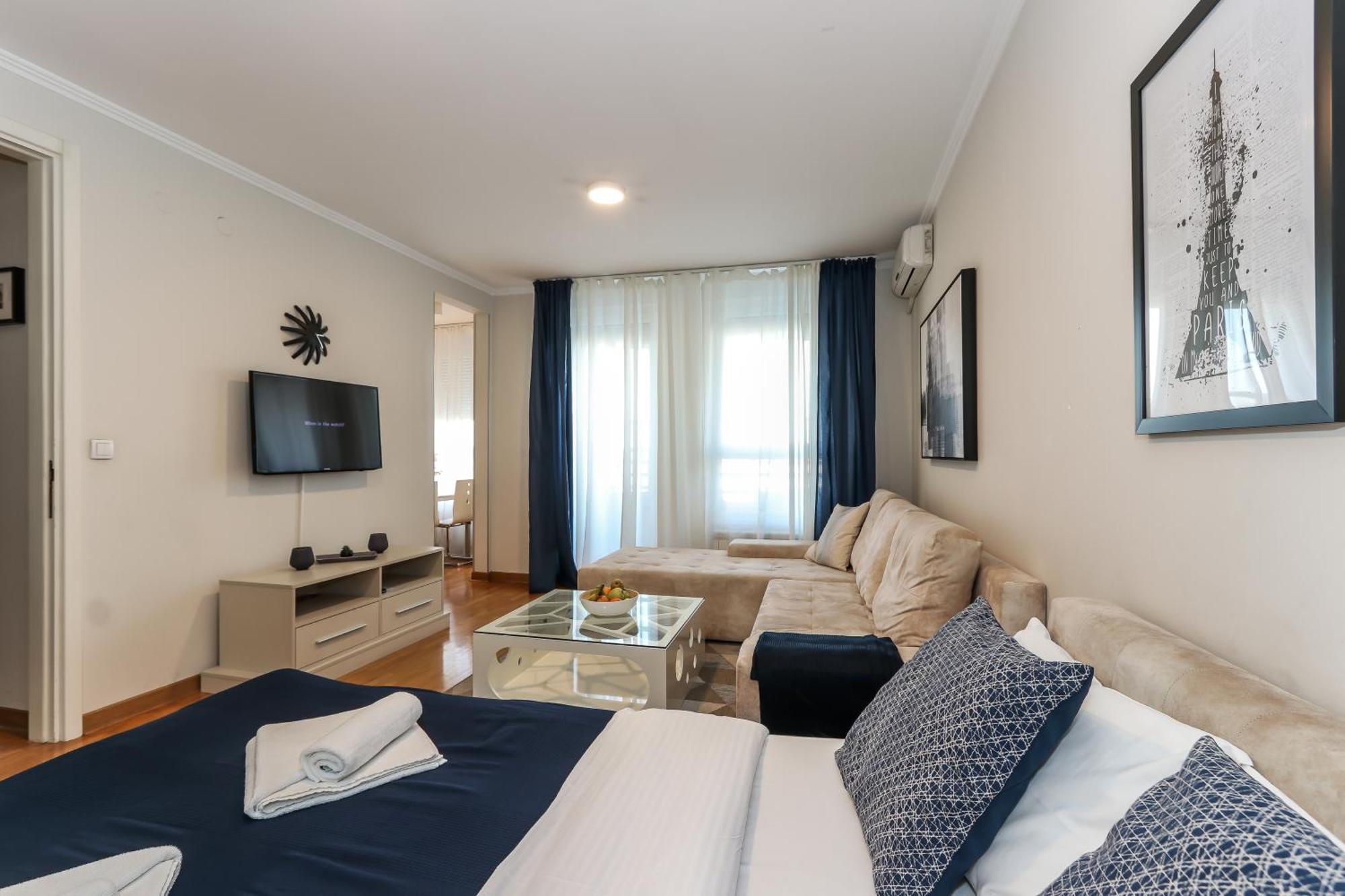 New Belgrade Apartments, Parking 5 Eur Per Day מראה חיצוני תמונה