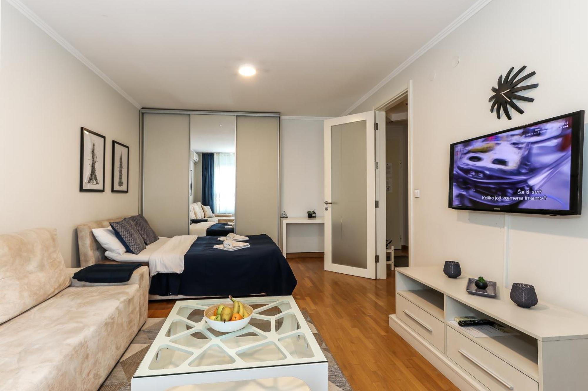 New Belgrade Apartments, Parking 5 Eur Per Day מראה חיצוני תמונה