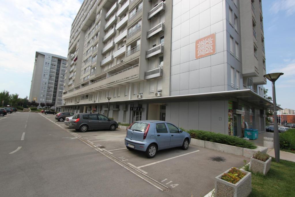 New Belgrade Apartments, Parking 5 Eur Per Day חדר תמונה