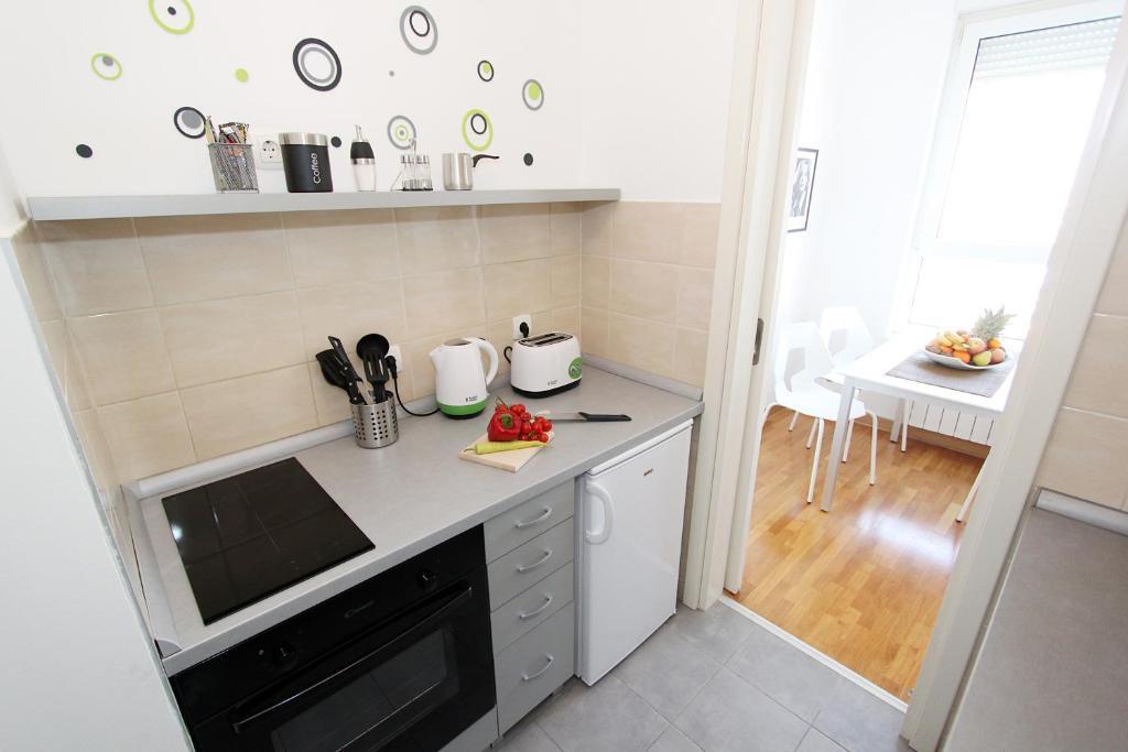 New Belgrade Apartments, Parking 5 Eur Per Day חדר תמונה